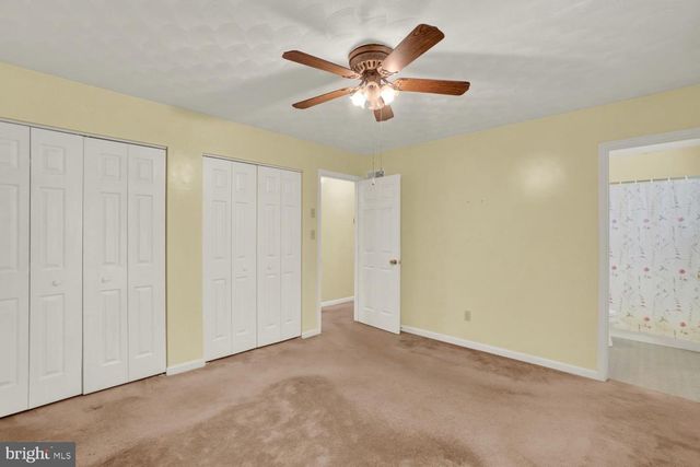 94 PISTON CT, Stewartstown, PA 17363