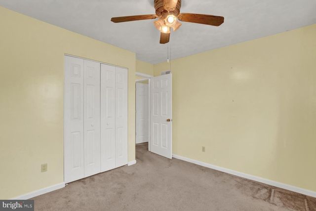 94 PISTON CT, Stewartstown, PA 17363