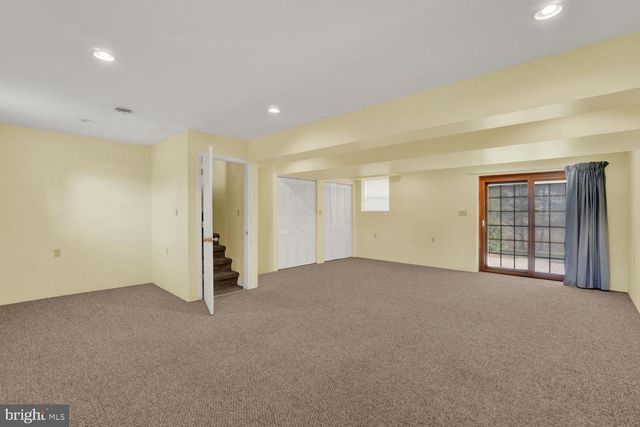 94 PISTON CT, Stewartstown, PA 17363