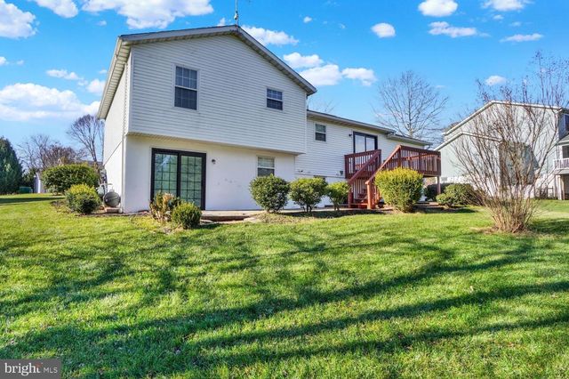 94 PISTON CT, Stewartstown, PA 17363