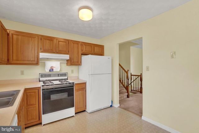 94 PISTON CT, Stewartstown, PA 17363