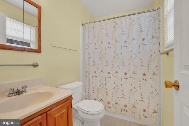 94 PISTON CT, Stewartstown, PA 17363