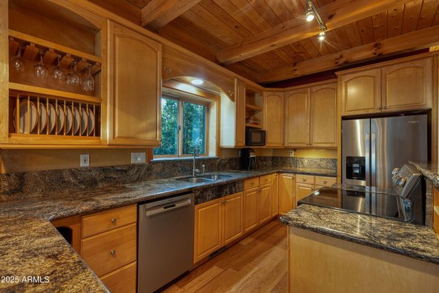 950 E Osprey Lane, Pinetop, AZ 85935