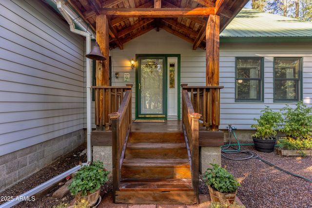 950 E Osprey Lane, Pinetop, AZ 85935