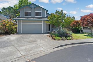 814 Milsom Pl, Windsor, CA 95492