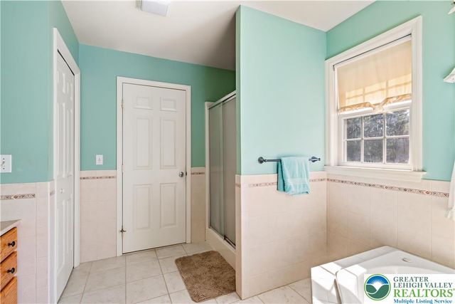 410 Maxine Drive, Towamensing Twp, PA 18235