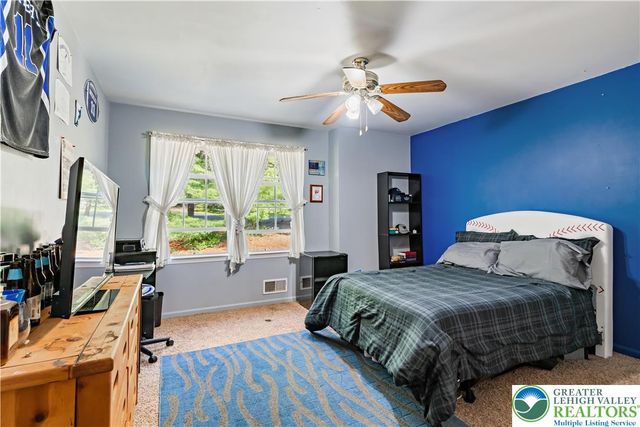 410 Maxine Drive, Towamensing Twp, PA 18235