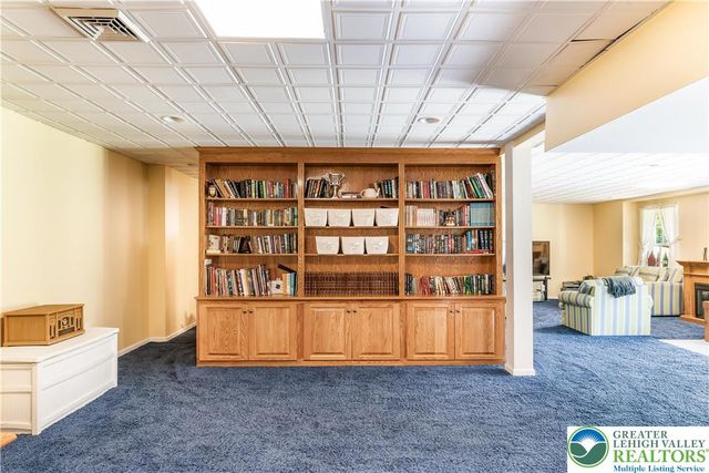 410 Maxine Drive, Towamensing Twp, PA 18235