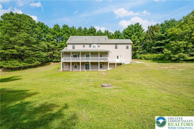 410 Maxine Drive, Towamensing Twp, PA 18235