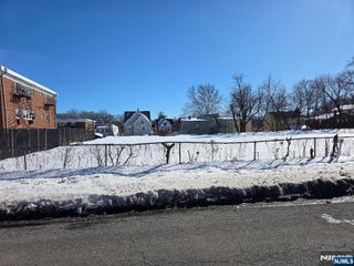 158 Munn Avenue, East Orange, NJ 07018