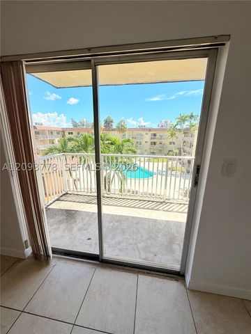 7505 SW 82nd St 305, Miami, FL 33143