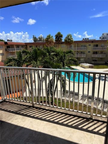7505 SW 82nd St 305, Miami, FL 33143