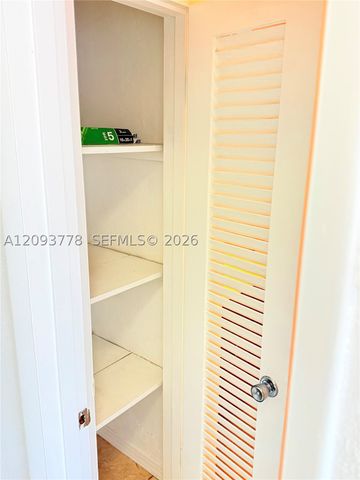 7505 SW 82nd St 305, Miami, FL 33143
