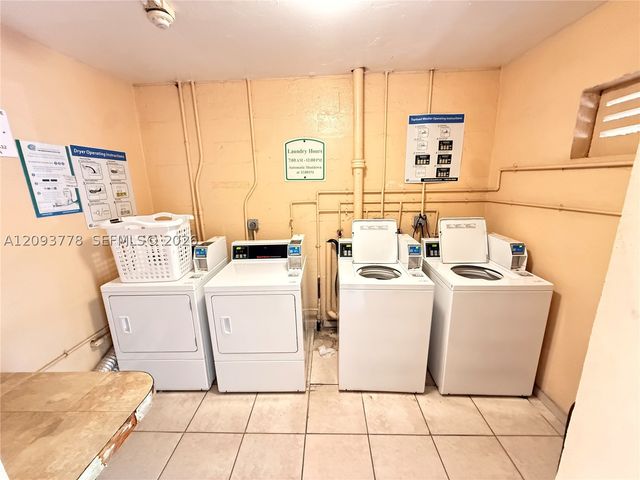 7505 SW 82nd St 305, Miami, FL 33143