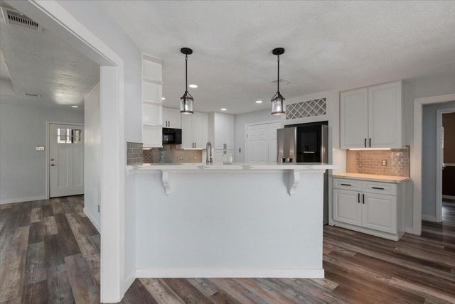 3106 Lee Circle Court, Pearland, TX 77581