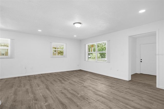 516 PITT STREET, Wildwood, FL 34785