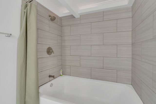 118 East Due West Avenue, Madison, TN 37115