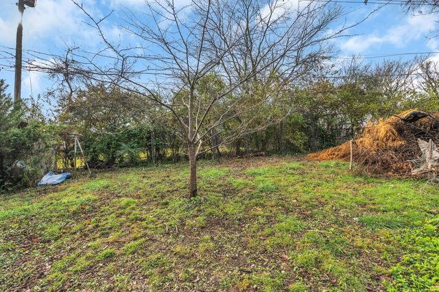 118 East Due West Avenue, Madison, TN 37115