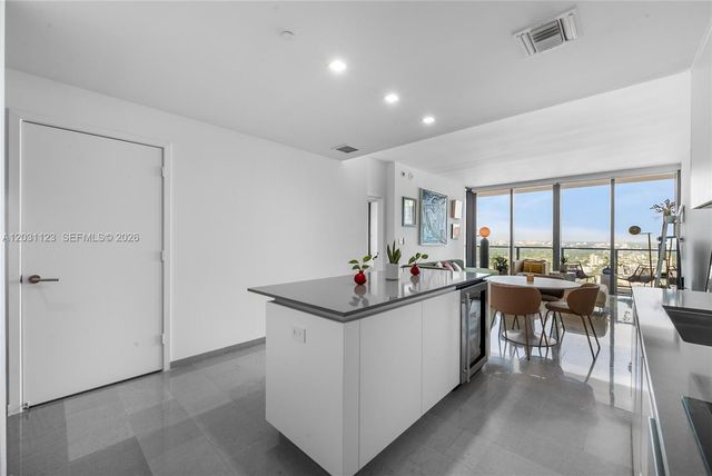 88 SW 7th Street 3208, Miami, FL 33130