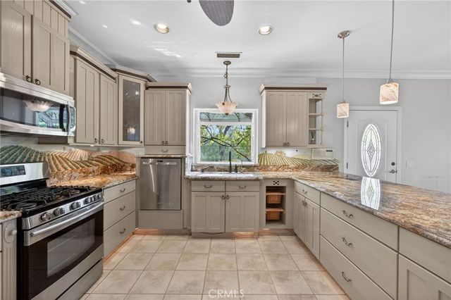 37540 Via El Dorado, Temecula, CA 92592