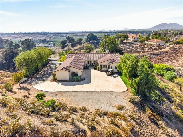 37540 Via El Dorado, Temecula, CA 92592