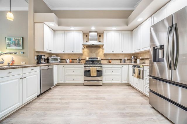 5922 NW 72ND STREET, Gainesville, FL 32653