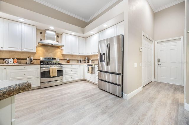 5922 NW 72ND STREET, Gainesville, FL 32653