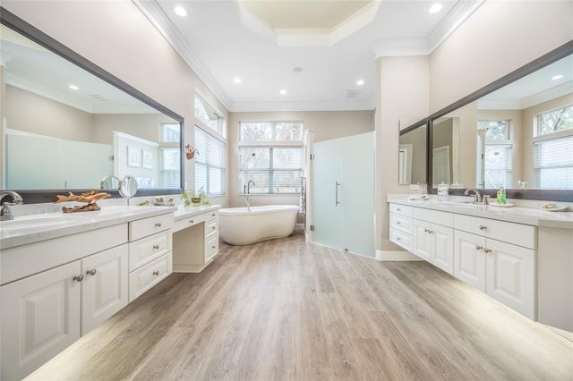 5922 NW 72ND STREET, Gainesville, FL 32653