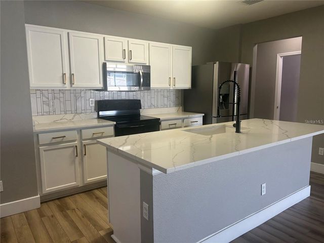 14428 DUNROBIN DRIVE, Wimauma, FL 33598