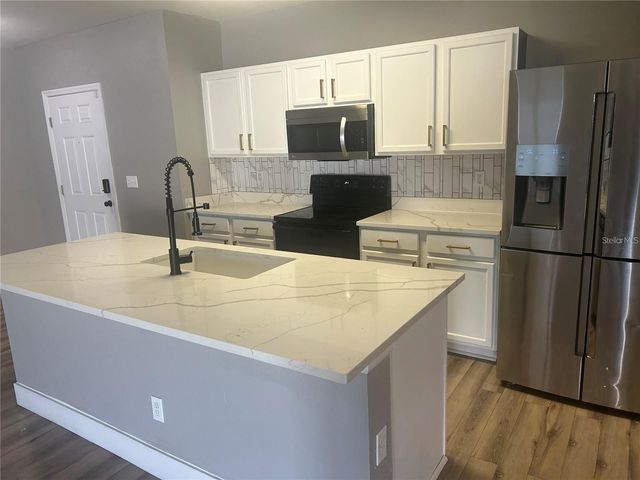 14428 DUNROBIN DRIVE, Wimauma, FL 33598