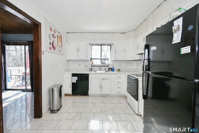 63 Millbrook Road, Middletown, CT 06457