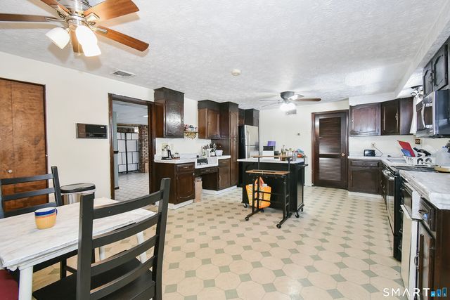 63 Millbrook Road, Middletown, CT 06457