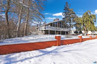 63 Millbrook Road, Middletown, CT 06457