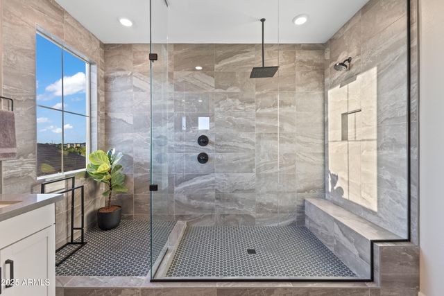 1463 E LODGEPOLE Drive, Gilbert, AZ 85298