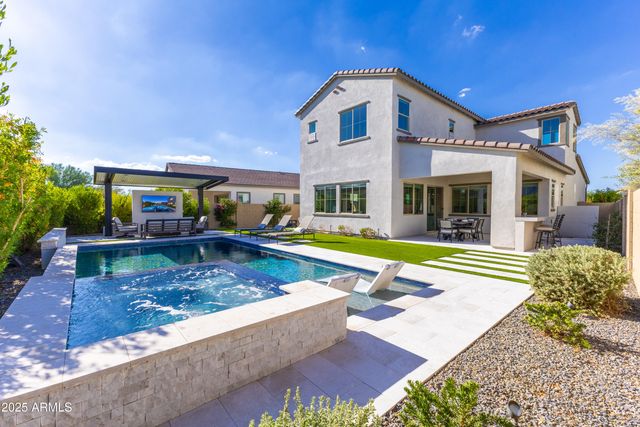 1463 E LODGEPOLE Drive, Gilbert, AZ 85298