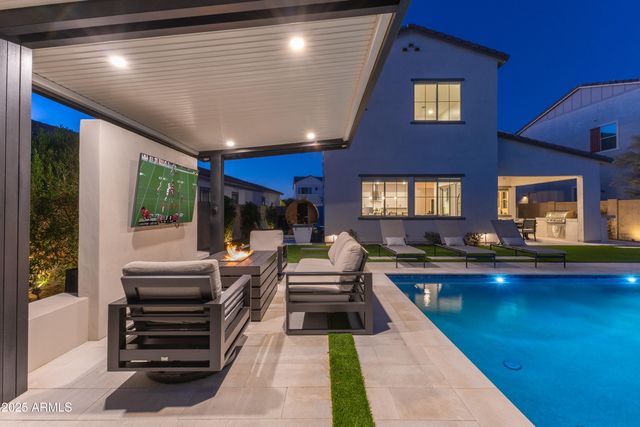 1463 E LODGEPOLE Drive, Gilbert, AZ 85298