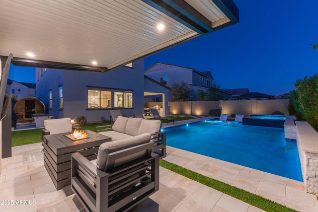 1463 E LODGEPOLE Drive, Gilbert, AZ 85298