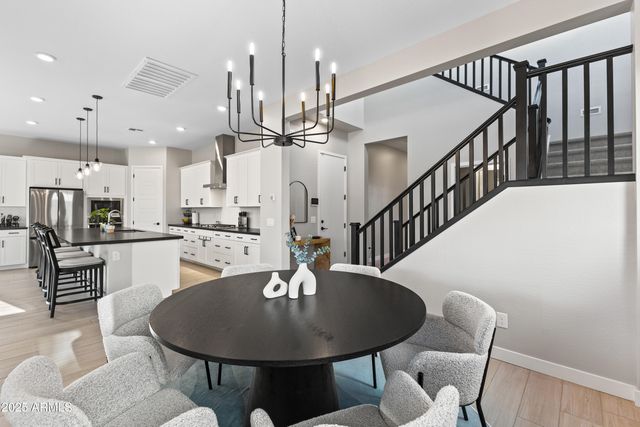 1463 E LODGEPOLE Drive, Gilbert, AZ 85298