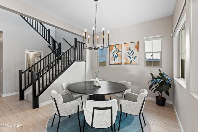 1463 E LODGEPOLE Drive, Gilbert, AZ 85298