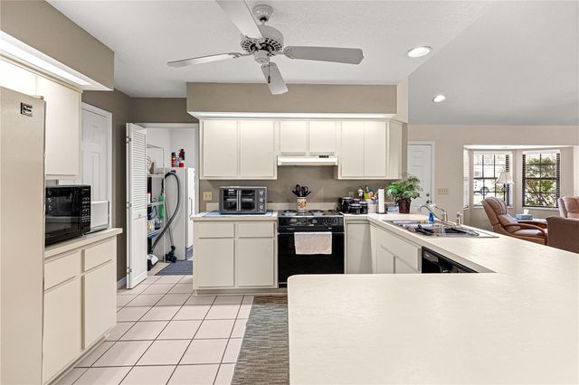 2220 SE 51ST AVENUE, Ocala, FL 34480