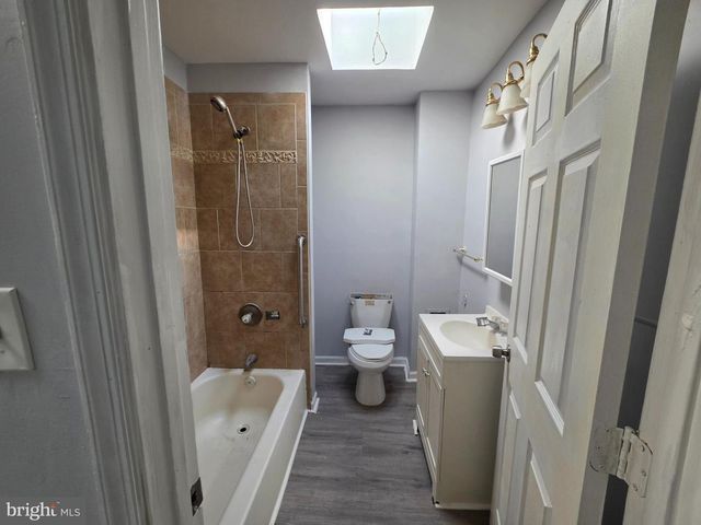606 N ASHBURTON ST, Baltimore, MD 21216