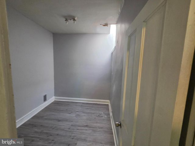 606 N ASHBURTON ST, Baltimore, MD 21216