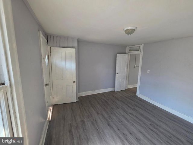 606 N ASHBURTON ST, Baltimore, MD 21216