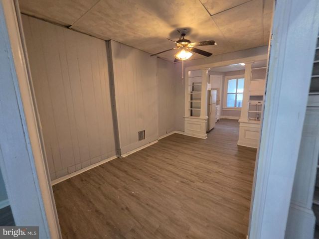 606 N ASHBURTON ST, Baltimore, MD 21216