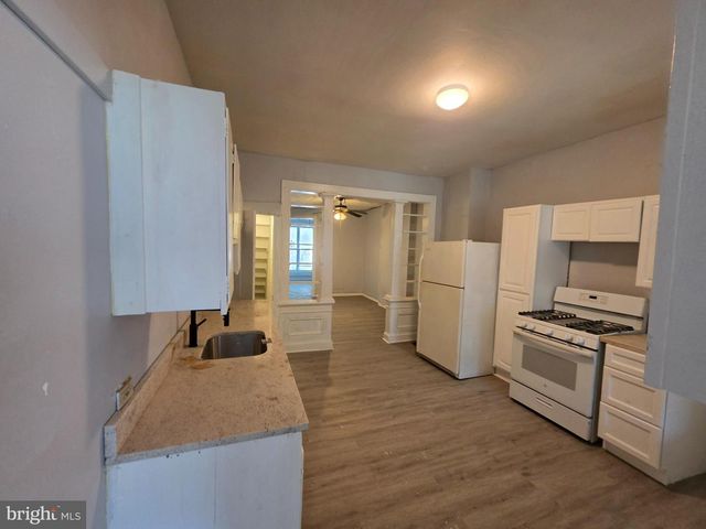 606 N ASHBURTON ST, Baltimore, MD 21216