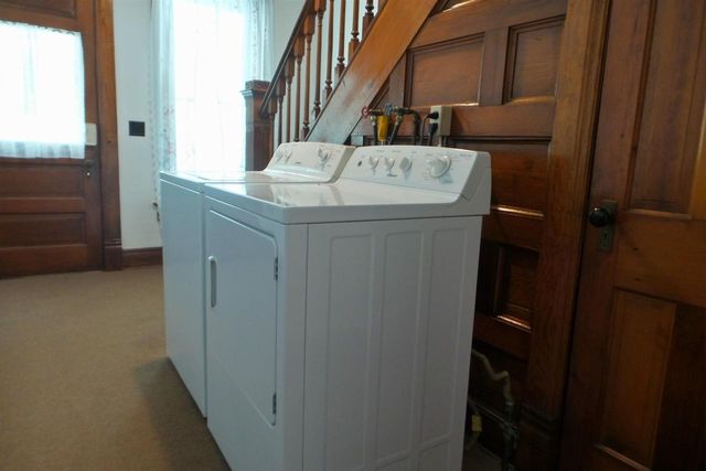 122 W SPRUCE STREET, Abbotsford, WI 54405