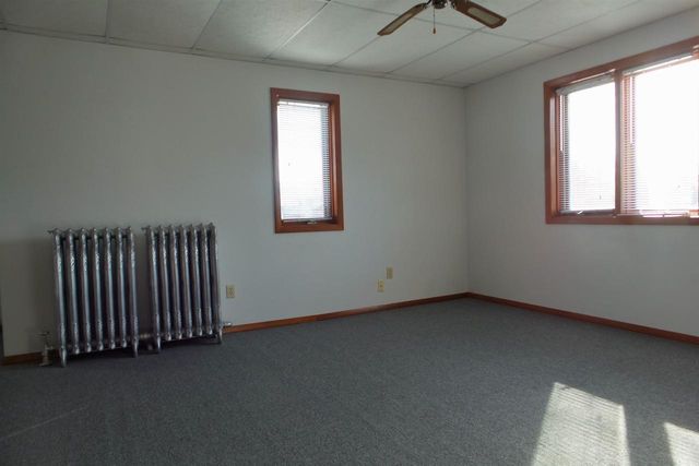 122 W SPRUCE STREET, Abbotsford, WI 54405