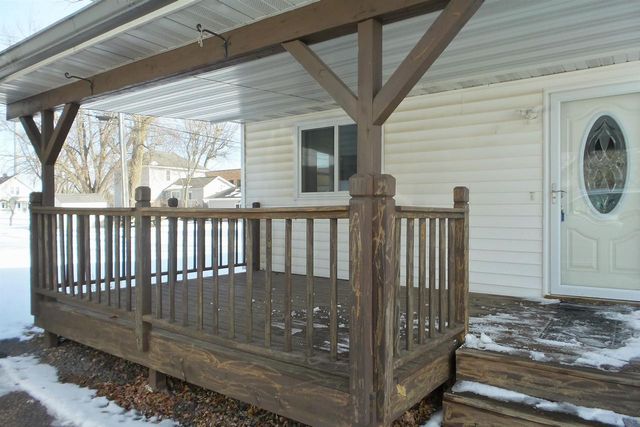 122 W SPRUCE STREET, Abbotsford, WI 54405