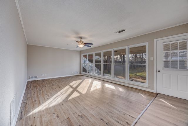 1520 W Monterey Street, Denison, TX 75020