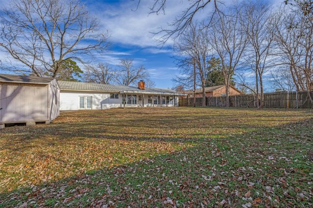 1520 W Monterey Street, Denison, TX 75020